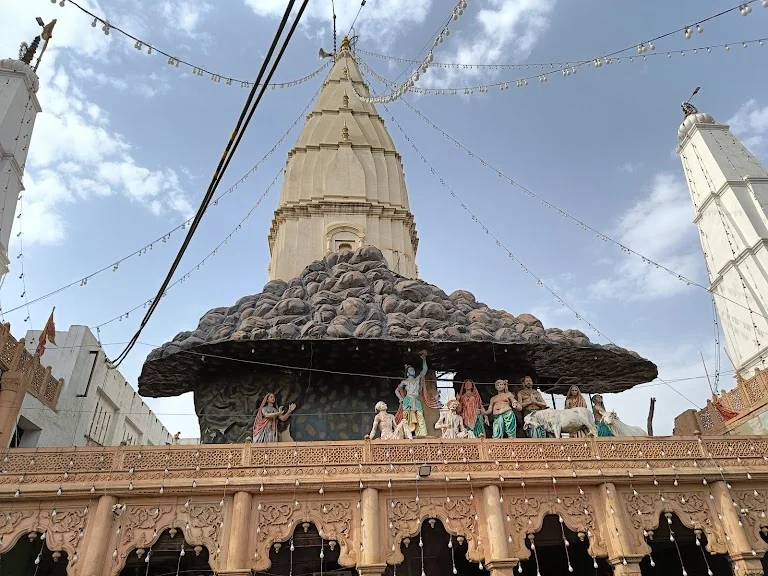 Govardhan Puja & Annakut Mahotsav Vrindavan Braj Dham — Darshan View 3 (Govardhan Puja & 56-Bhog Annakoot Mahotsav 2026 in Vrindavan & Govardhan: Dates, Giriraj Abhishek, Chhappan Bhog & Yama Dwitiya Guide)